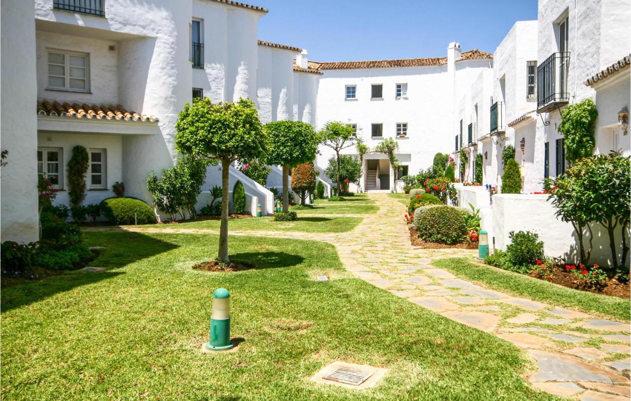 Nice Apartment In Mijas Costa With Kitchen Fuengirola Exterior photo